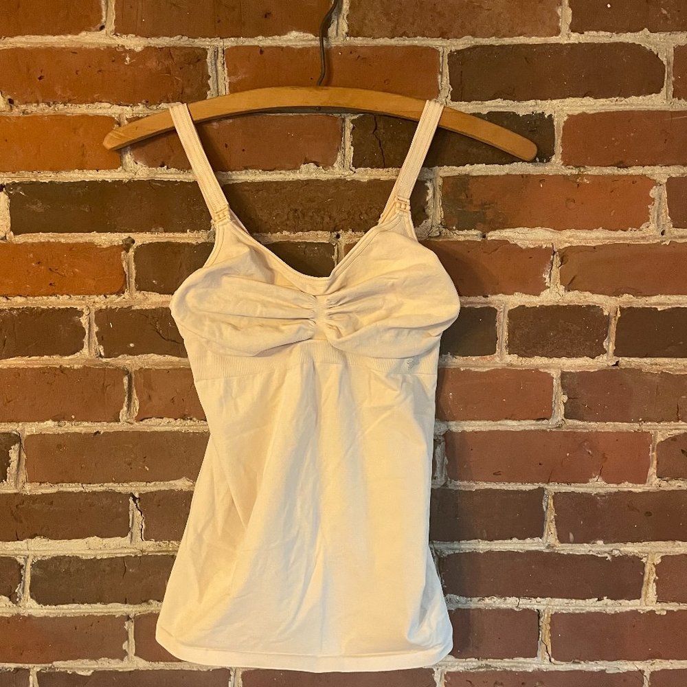 Cantaloop® Seamless Nursing Undershirt in Nude, size Medium